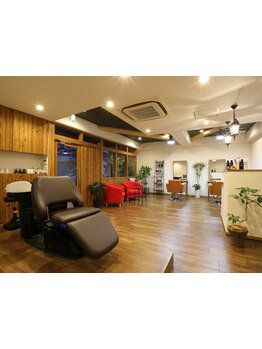 カウンセリングを大切にし、お客様一人一人の髪質やクセを見極めてあなたにピッタリのスタイルを提案♪