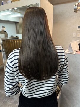 スリーバイベルベット(THREE...by velvet) グレージュ♪ブリーチなしカラー/ロング