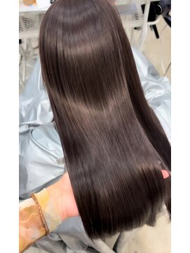 クム(kumu) 20代◎美髪縮毛矯正ロングで大人可愛い艶髪ストレート