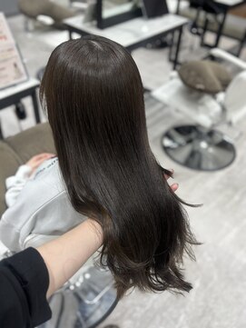 ルクス(Luxs) 赤み消しオリーブグレージュ