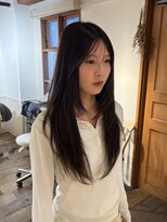 グロスシーループユナイテッド(GROSS C-LOOP UNITED)&nbsp;ロングレイヤーロングヘアレイヤーカット顔まわり似合わせ
