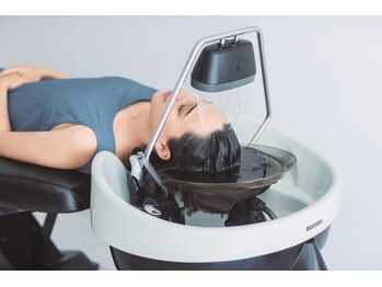 フロンティア(FRONTIER)の写真/フルフラットシートでゆったり、30分でとにかく癒されたいあなたへ！極上の頭浸浴ヘッドスパ体験♪