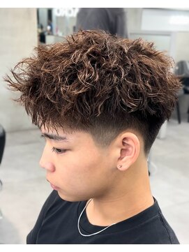 アクロ 中町店(ACRO) 広島/スパイキーショート/ピンパーマ/フェード/短髪