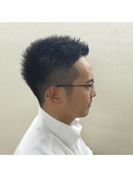 サロン ド ハル salon de HARU 男らしさたっぷりのスパイキーベリーショート