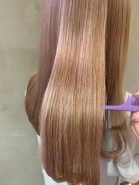 リー 京橋(Lee) ラベンダーベージュカラー 山下志穂