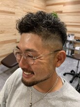 ヘアーメンテナンス ラーフ(LAUGH) 大人フェードスタイル
