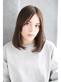 内巻きミディアムスタイル