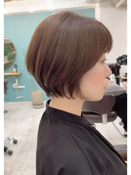 ベラ(Bella) 大人可愛い前下がりショートボブ丸みショート20代30代40代