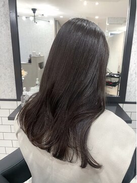 アンド(ANDO) 【本町】グレイブラウン 大人セミディ バイカルテ BYKARTE