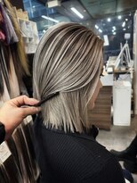 ラフ(LAFF)&nbsp;【パッきと筋感　ホワイトシルバーバレイヤージュ】