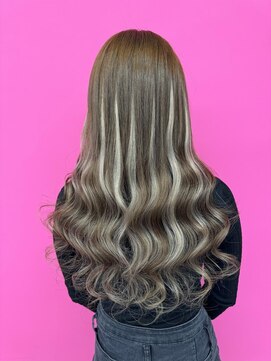 ロサ ファイブヘアー(Rosa..5Hair) 初エクステの方にもオススメ！エクステハイライト！