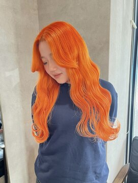 リエンス(RIENS) 【RIENS】ビビットオレンジ×馬越麗奈