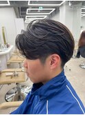 ニュアンスパーマセンターパートヘアツーブロック