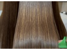 スリーク バイ シュシュ(sleek by Chouchou)の雰囲気（落ち着く店内で待ち時間も気じゃない◎）