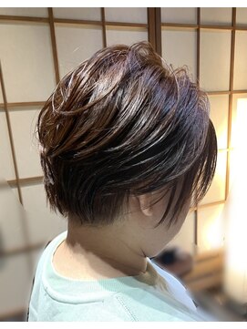 アンジュ 色髪(anju 色髪) ショートカット　ステップボーンカット