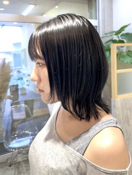 ミモザ(Mimosa) 《Mimosa》ネイビー/肩ハネ ハッシュカット