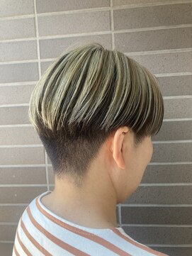 オーガニックマインド 坂戸 鶴ヶ島(organic+mind) 30代40代ブリーチカラー◎ハンサムショート×グレージュ