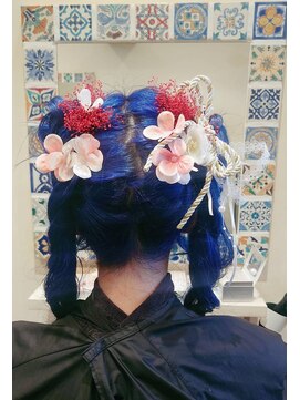 ランプヘアー(LAMP HAIR) 大人可愛いツインテール和装ヘアセットブルーダブルカラー