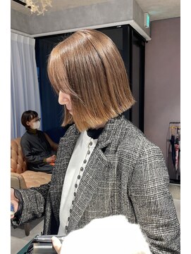 ティル(till) 【till_ayaka】ミルクティーベージュ＋ボブ