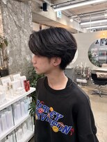 リラクオーレメンズ(LIRA CUORE men's) フェザーパーマ風センターパート