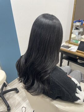 レガリタ(Regarita) 透明感抜群アッシュグレーカラー