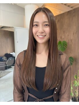 零秒女髪 千里丘店 上品なツヤと透明感の髪質改善ロングスタイル艶髪美髪艶感