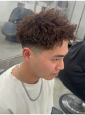 スキンフェード×ブラウンカラー
