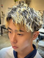 ジュンヌオム リンカラン(Jeune Homme LINGKARAN)&nbsp;ツイストスパイラル