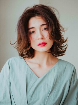 ナチュラルエフ(natural f) 外ハネミディアムボブ