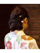 ミックスカール(Mixcurl) 浴衣 編み込みアレンジスタイル