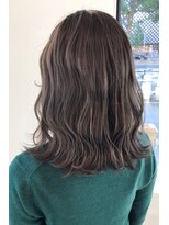 ヘアーアイスカルテット(HAIR ICI QUARTET)&nbsp;秋冬オススメ　濃いめグレージュ　ミルクティベージュ