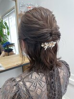 ロエネ(LOENE)&nbsp;【ルイstyle】結婚式お呼ばれhair＊ハーフアップアレンジ