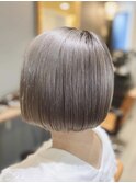 ホワイト系カラー/ボブ