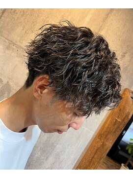 レオン(LEON) ツイスト　ツイスパ　スパイラル　パーマ