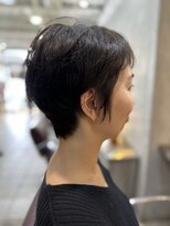 ノノ(nono)&nbsp;ショートカットで女性らしい「丸みスタイル」