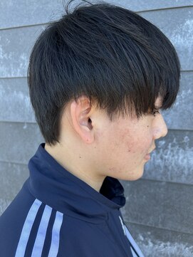 ヒュイル バイ ニアウ(Hwyl by Niau) メンズナチュラルマッシュツーブロックパーマニュアンスパーマ