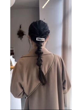 リトル(Little) 編みおろしヘア