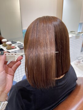 ファスナーグランデ(fustener grande) ボブ×ビカクストレート