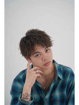 クロムトウキョウ ザ バーバー ネオン 新宿店(CHROM TOKYO the Barber ne/on) ツイストスパイラルパーマ