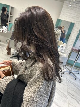 リーホリエ(Lee Horie) 【高木】艶とコクのあるまろやかグレージュ◎