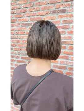 オーガニック アトリエ 大宮(organic+atelier) 白髪ぼかしハイライトベージュカラー大人ボブ