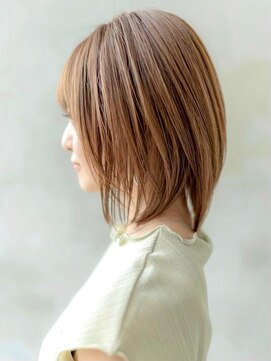 ケアリー 越谷レイクタウン(Carelly) デザインカラー/レイヤーカット/ウェットヘア/オリーブベージュ