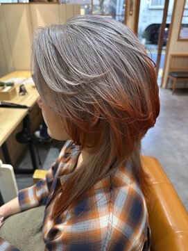 グレー&レッドオレンジ