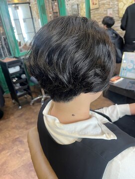 ヘアーラウンジ アンフィ 井土ヶ谷(Hair Lounge Anphi) 刈り上げハンサムショート