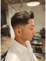 ワンワンオー バーバーショップ 長浜店(@110 BARBER SHOP)&nbsp;ロングトップ・ポンパドール × ミッドスキンフェード