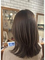 ヘアメイク フレンシア(hair make flencia)&nbsp;上品な抜け感レイヤーミディアム【315スタイル】