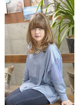 アンド(AND) ふんわり柔らかいニュアンスカール＆ハイライトカラー