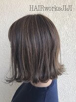 ヘアーワークス ジジ(HAIR works JIJI) ブリーチなしハイライトカラー アッシュグレージュ