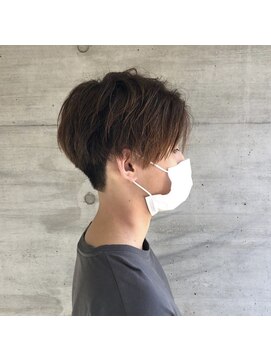 クオリス 上板橋店(QUALIS) 韓流ツーブロ刈り上げマッシュ【重ためスタイルセンターパート】