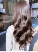 ブラウンベージュ 艶髪 春カラー 暖色系カラー